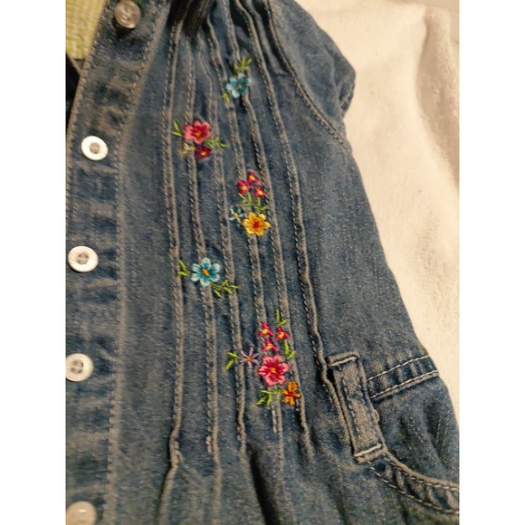 vintage OshKosh B'gosh denim dress with embroidered flowers and ruffled hem 12m - Picture 4 of 11